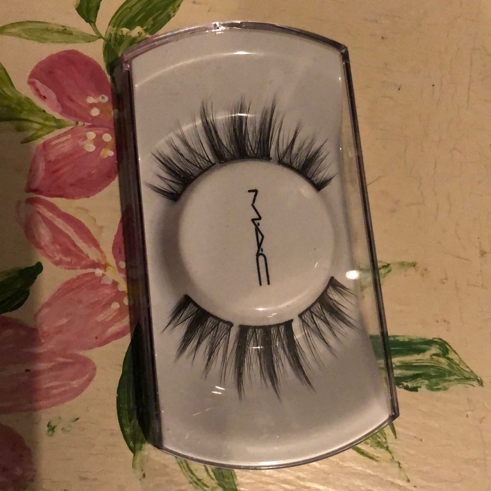 MAC Lashes